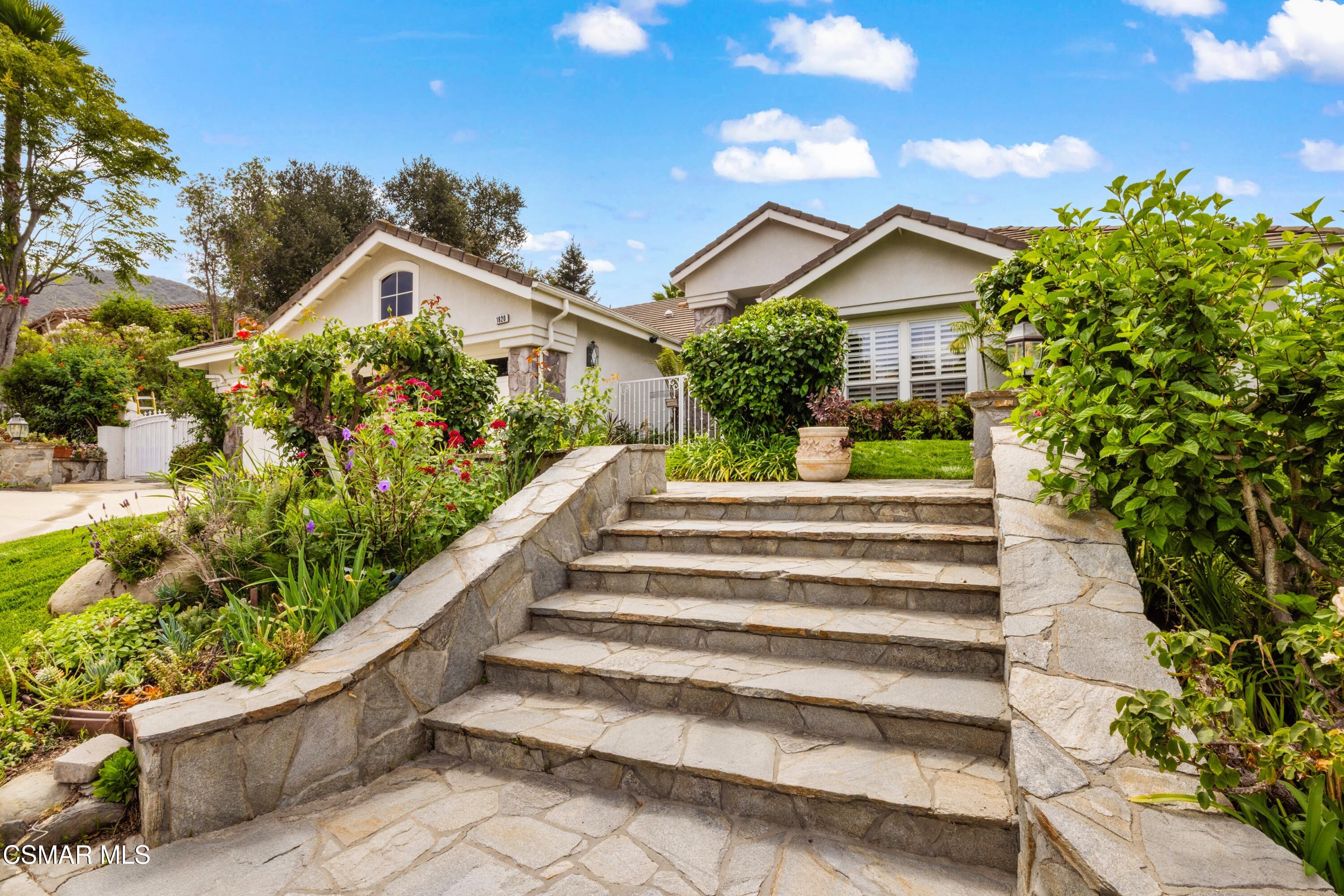 1820 Crystal View Circle