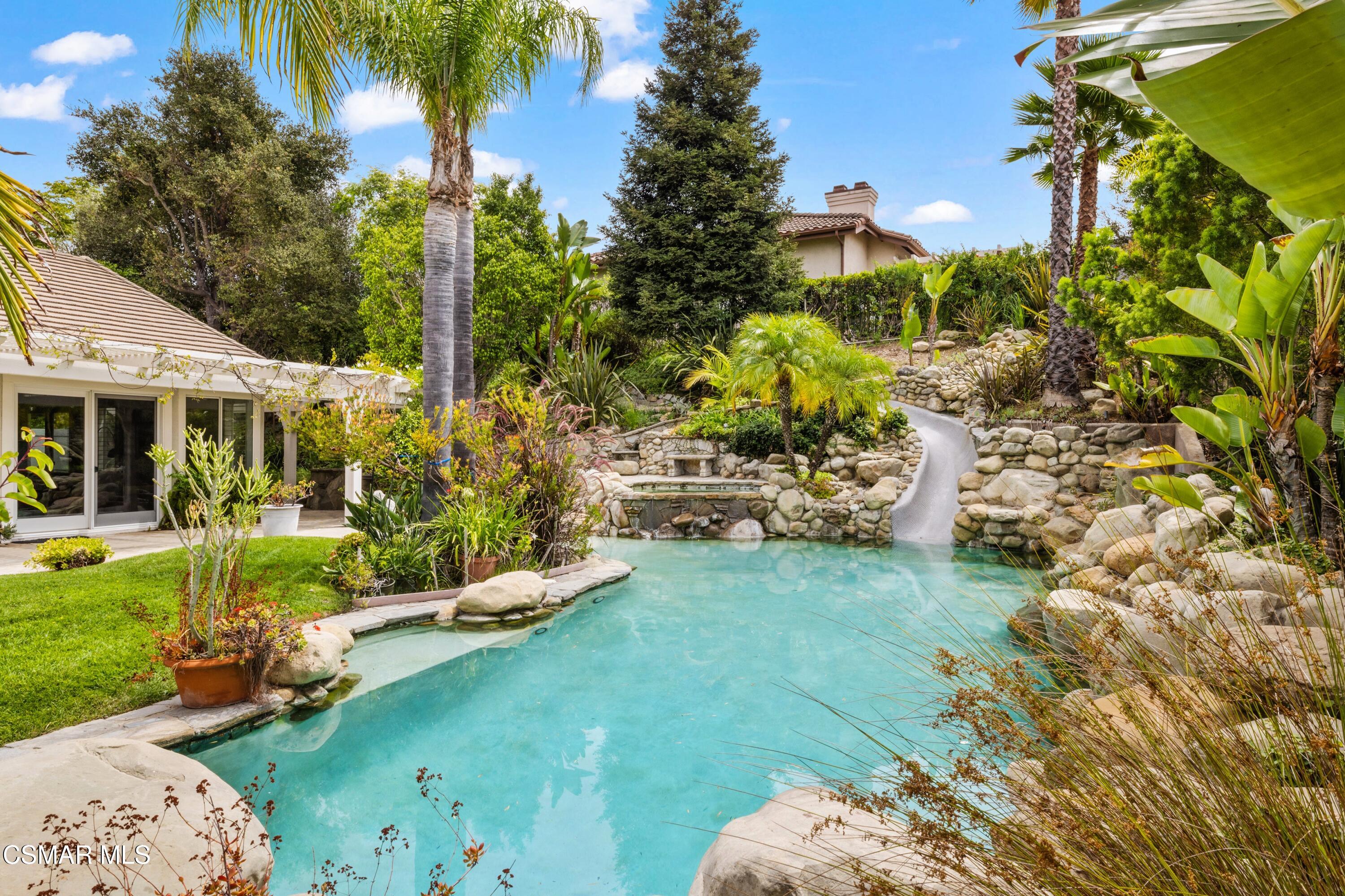 1820 Crystal View Circle