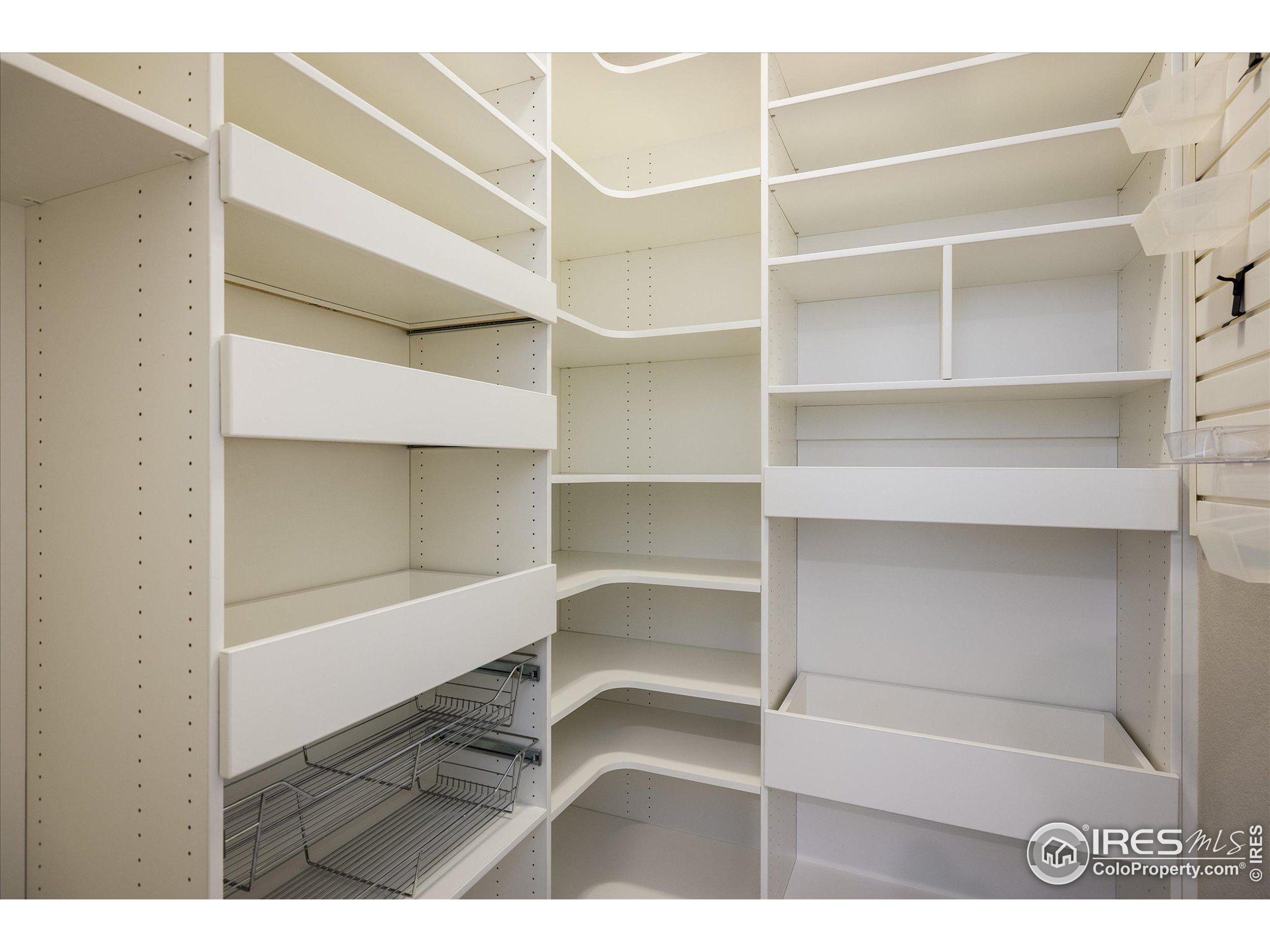 16301 Fletcher Mountain Way