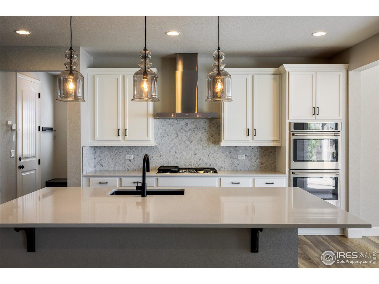 16301 Fletcher Mountain Way