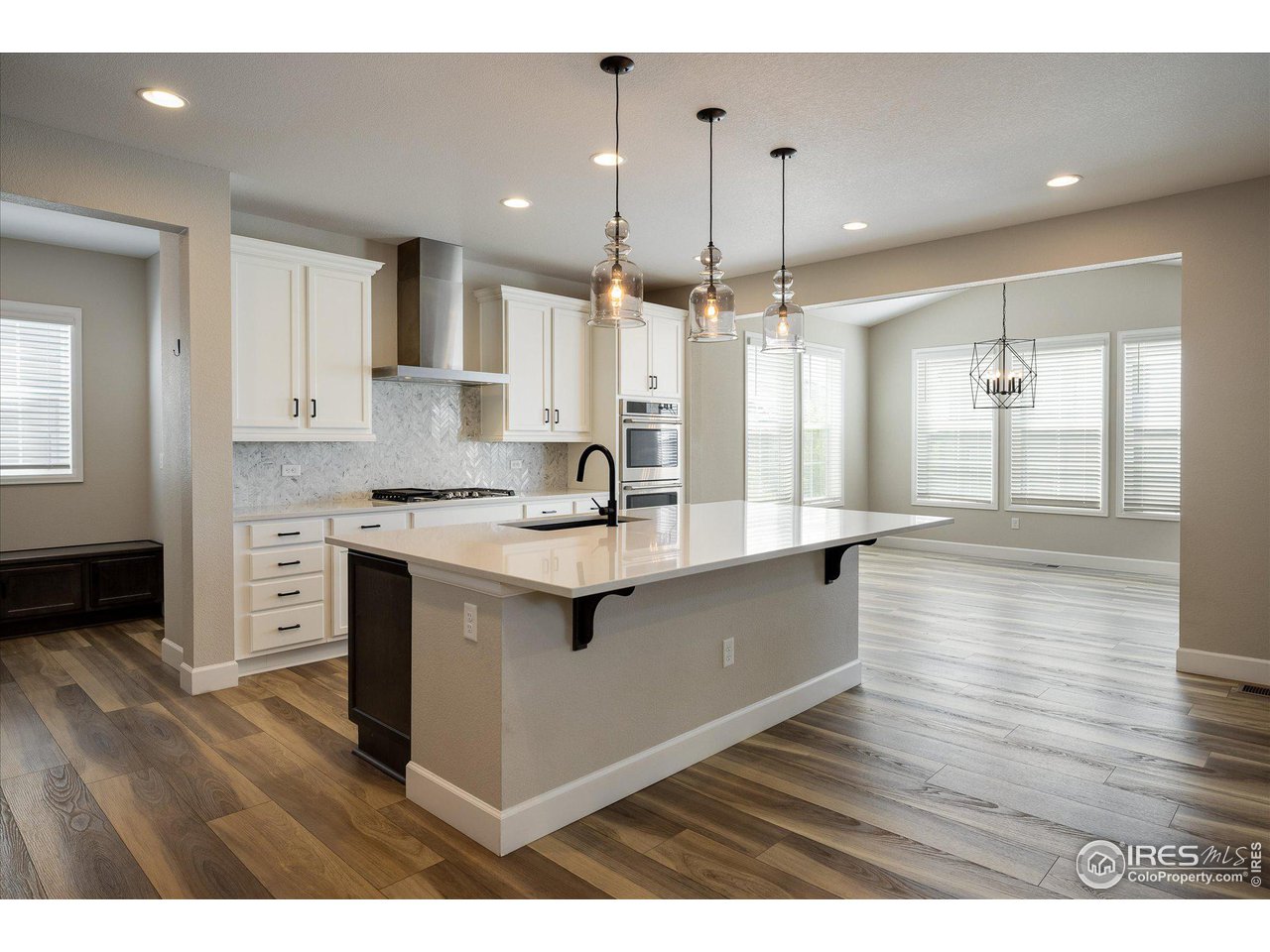 16301 Fletcher Mountain Way