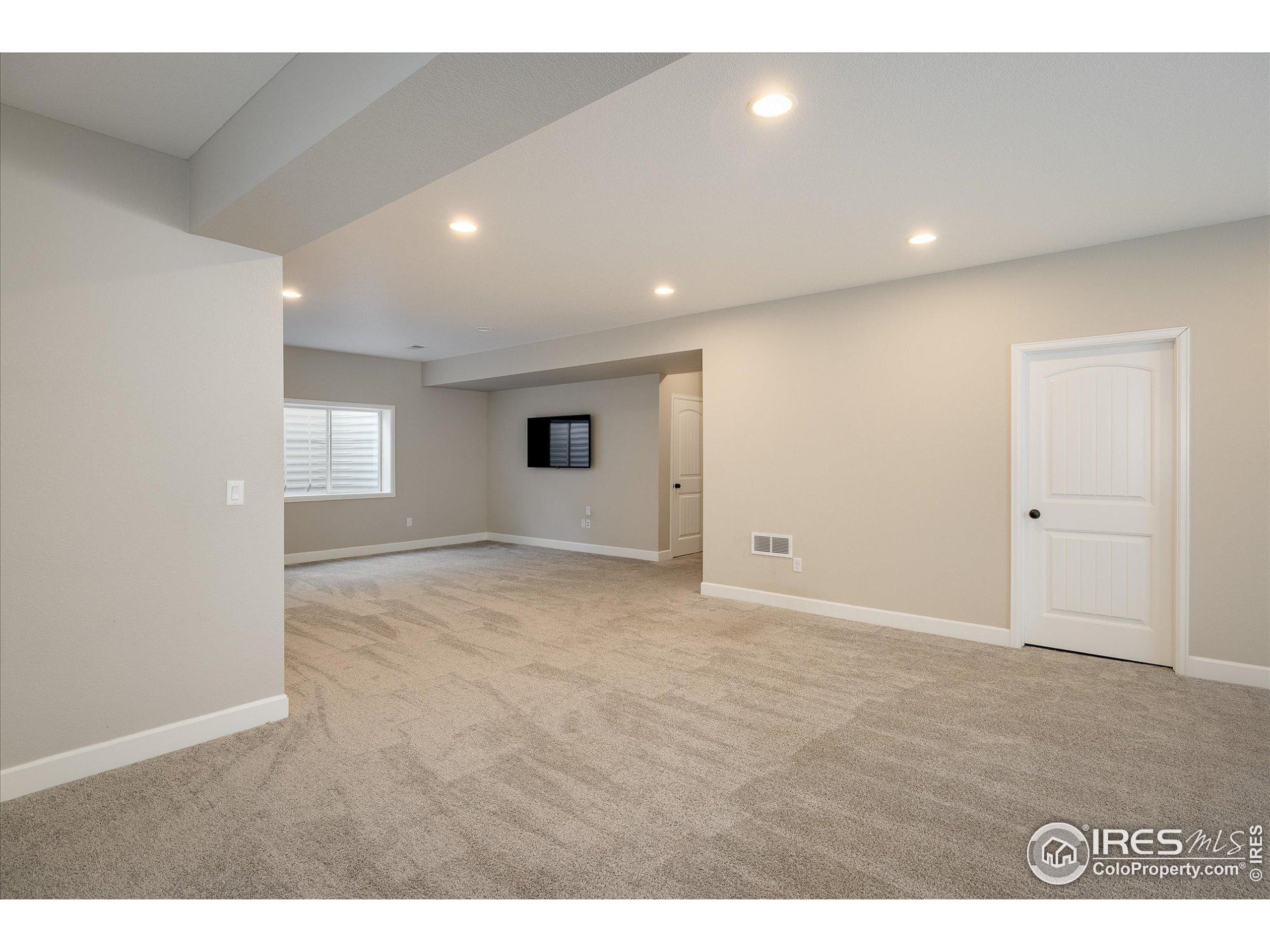 16301 Fletcher Mountain Way