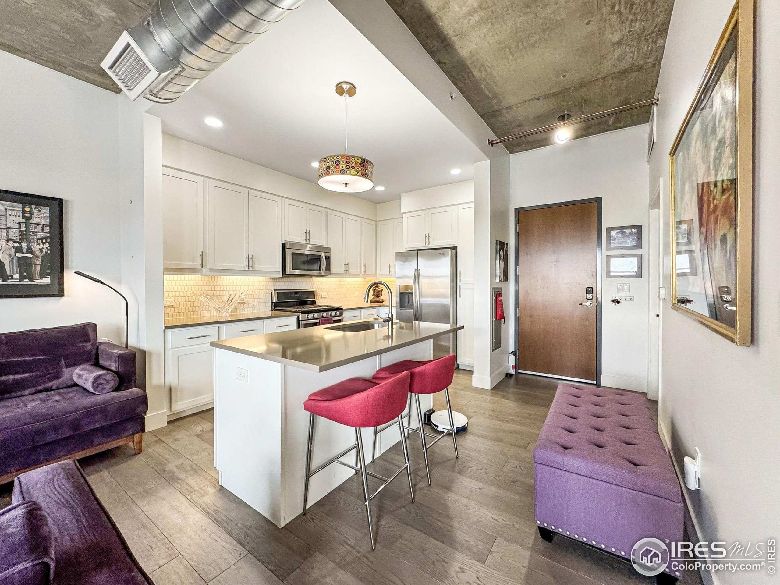 3401 Arapahoe Ave F-402