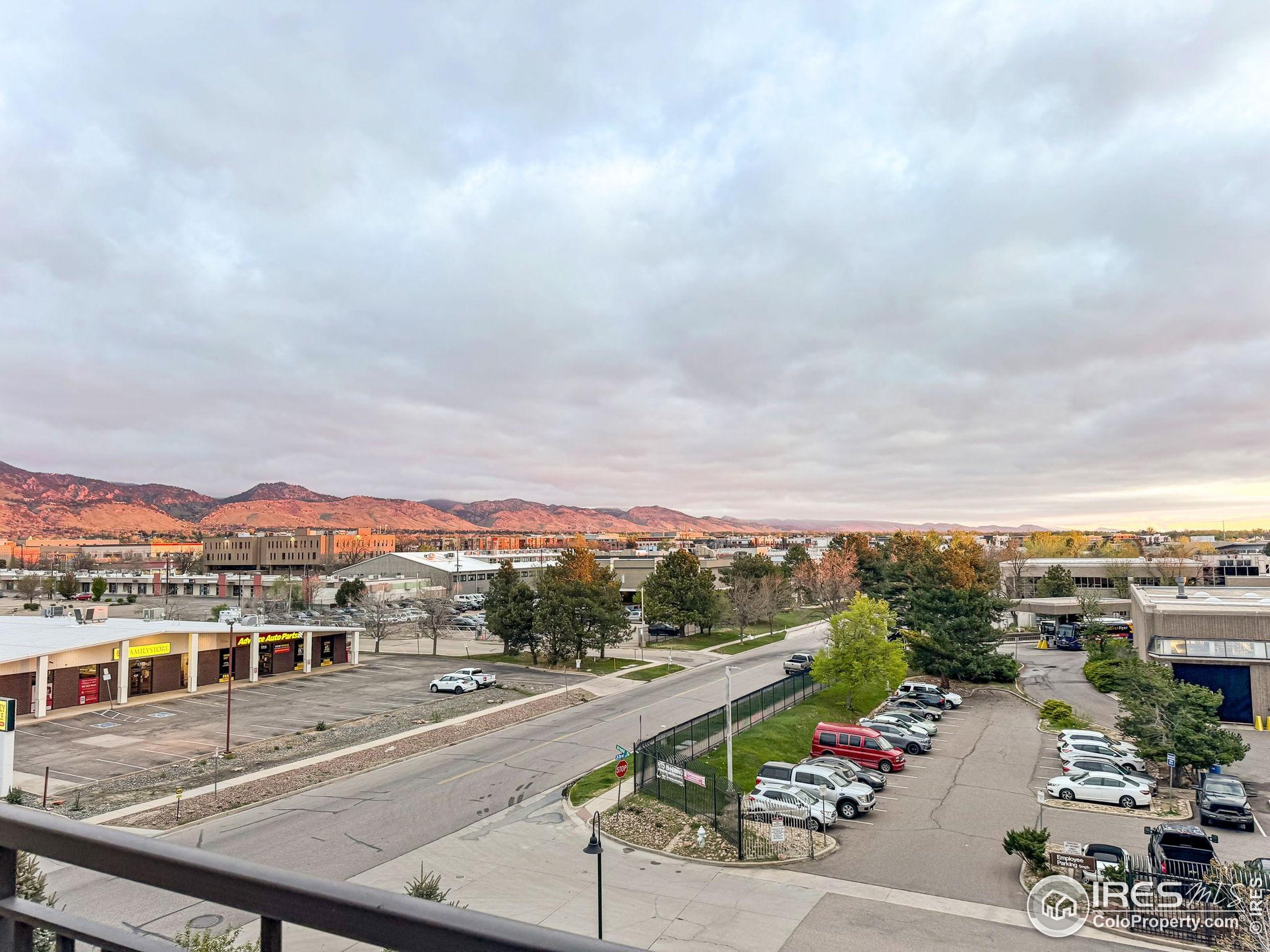 3401 Arapahoe Ave F-402
