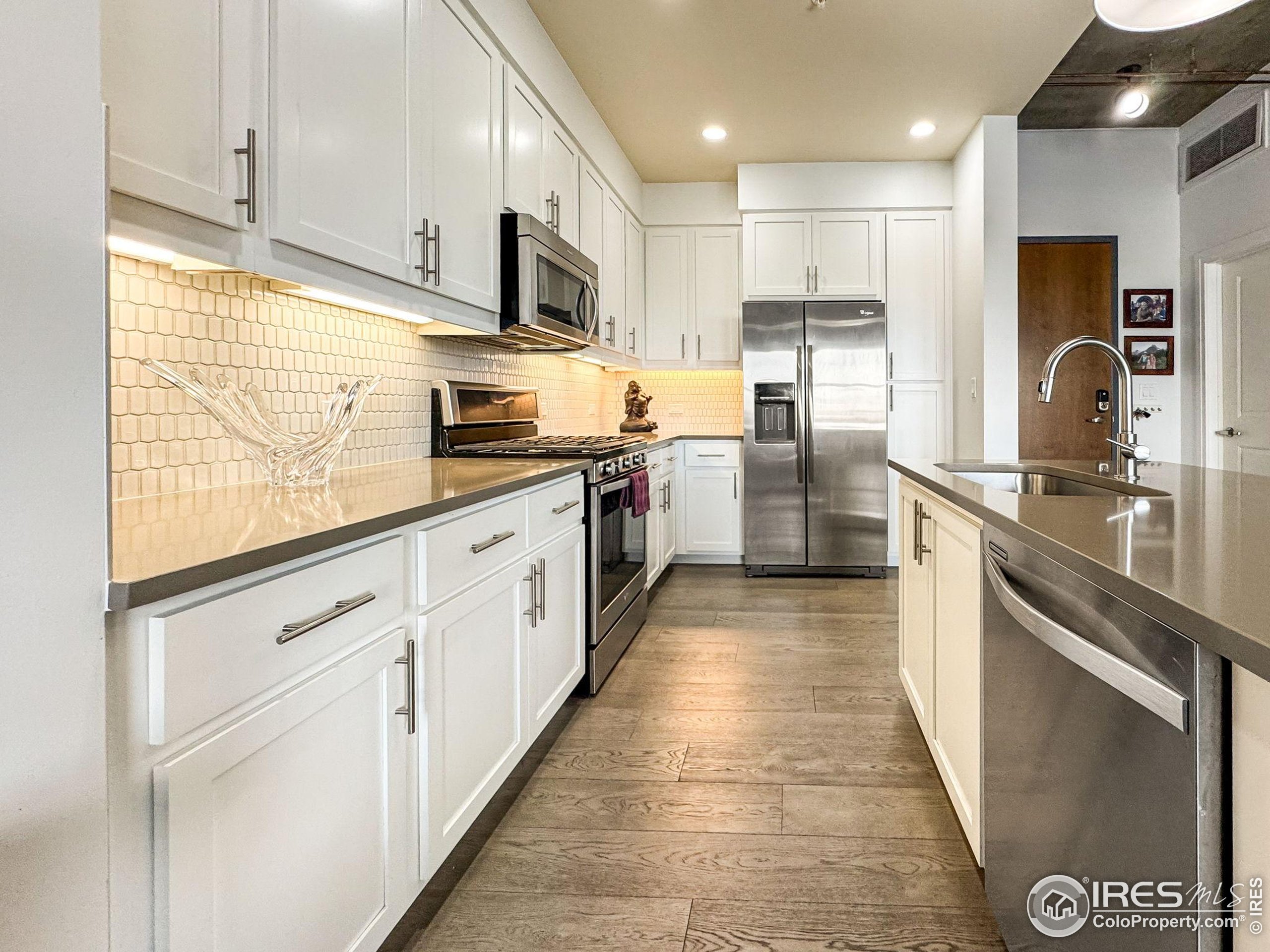 3401 Arapahoe Ave F-402