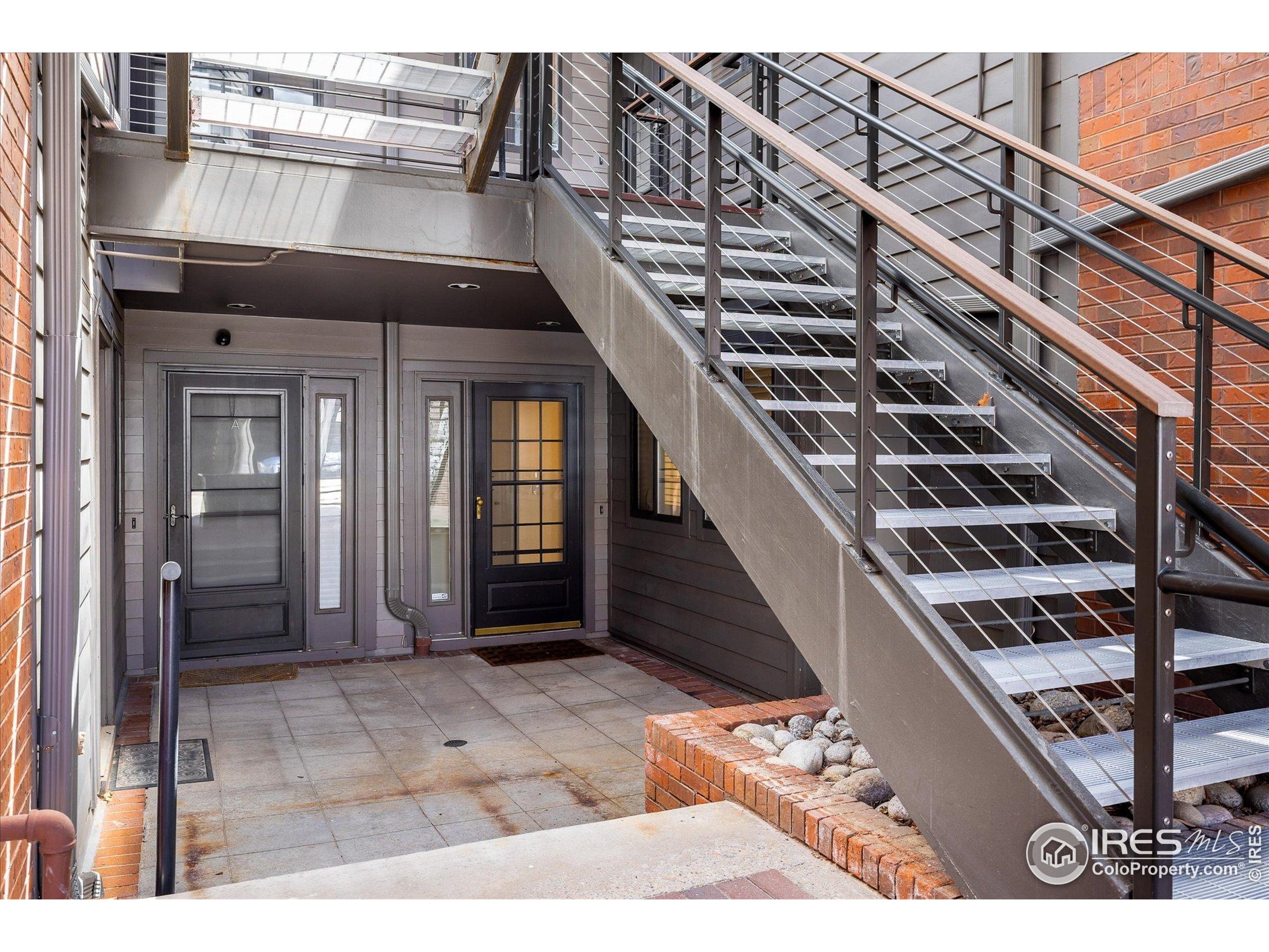 836 Walnut St B