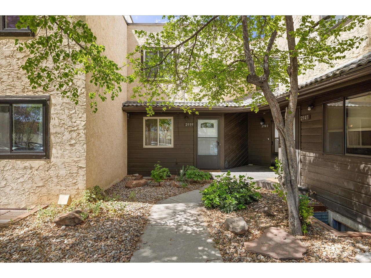 2939 Shady Holw E