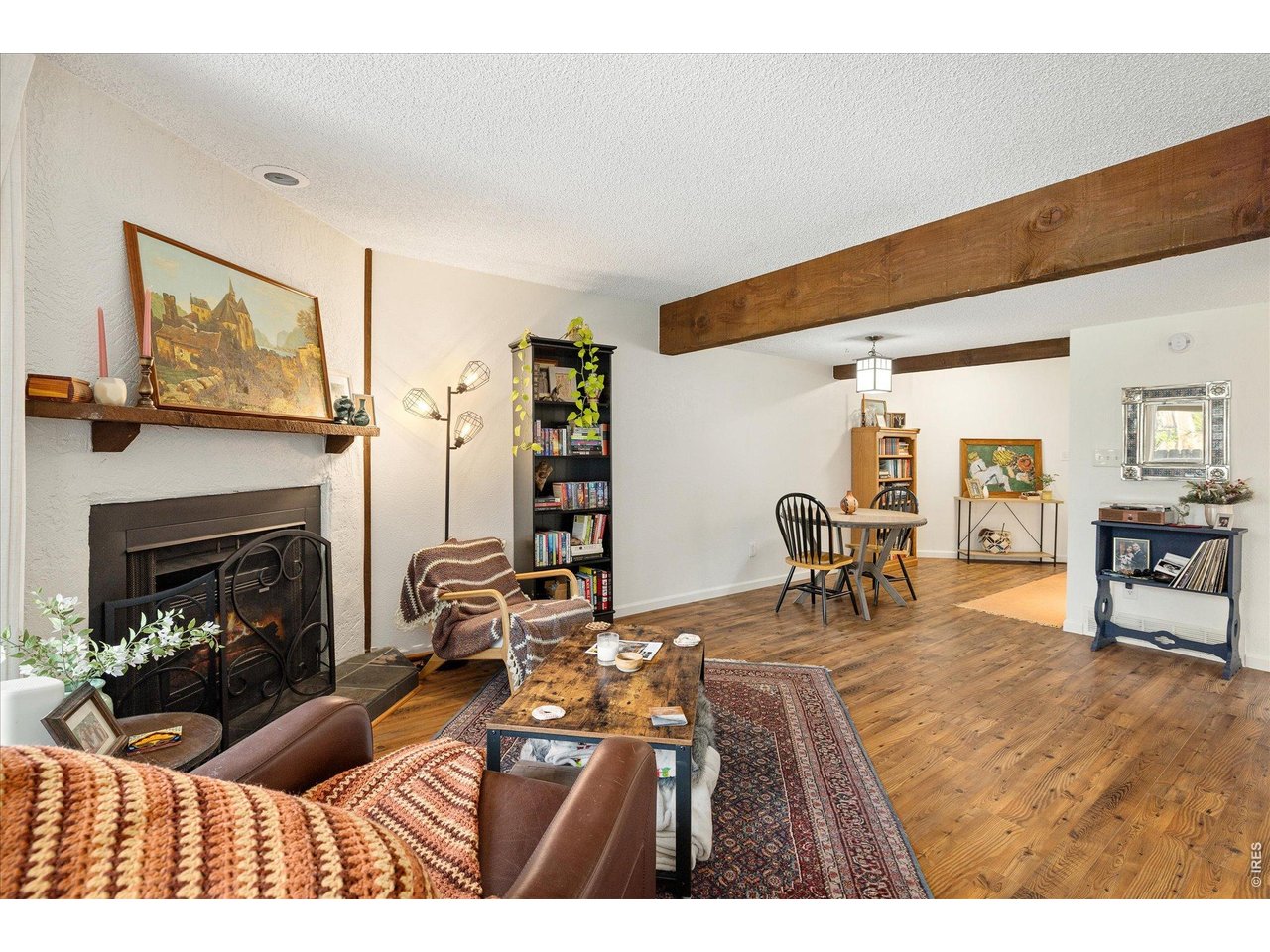 2939 Shady Holw E