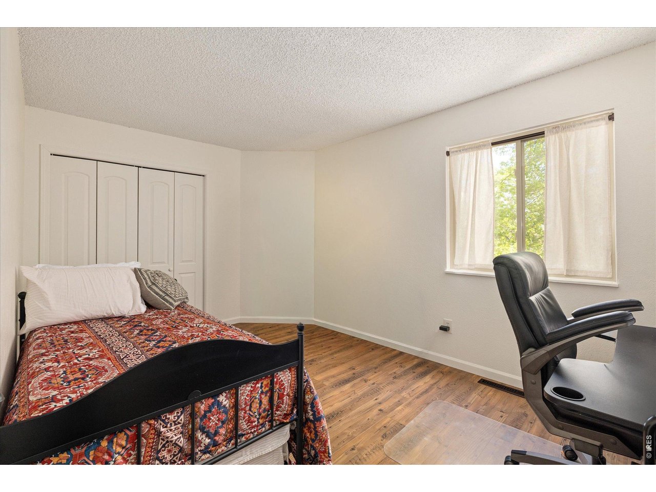 2939 Shady Holw E