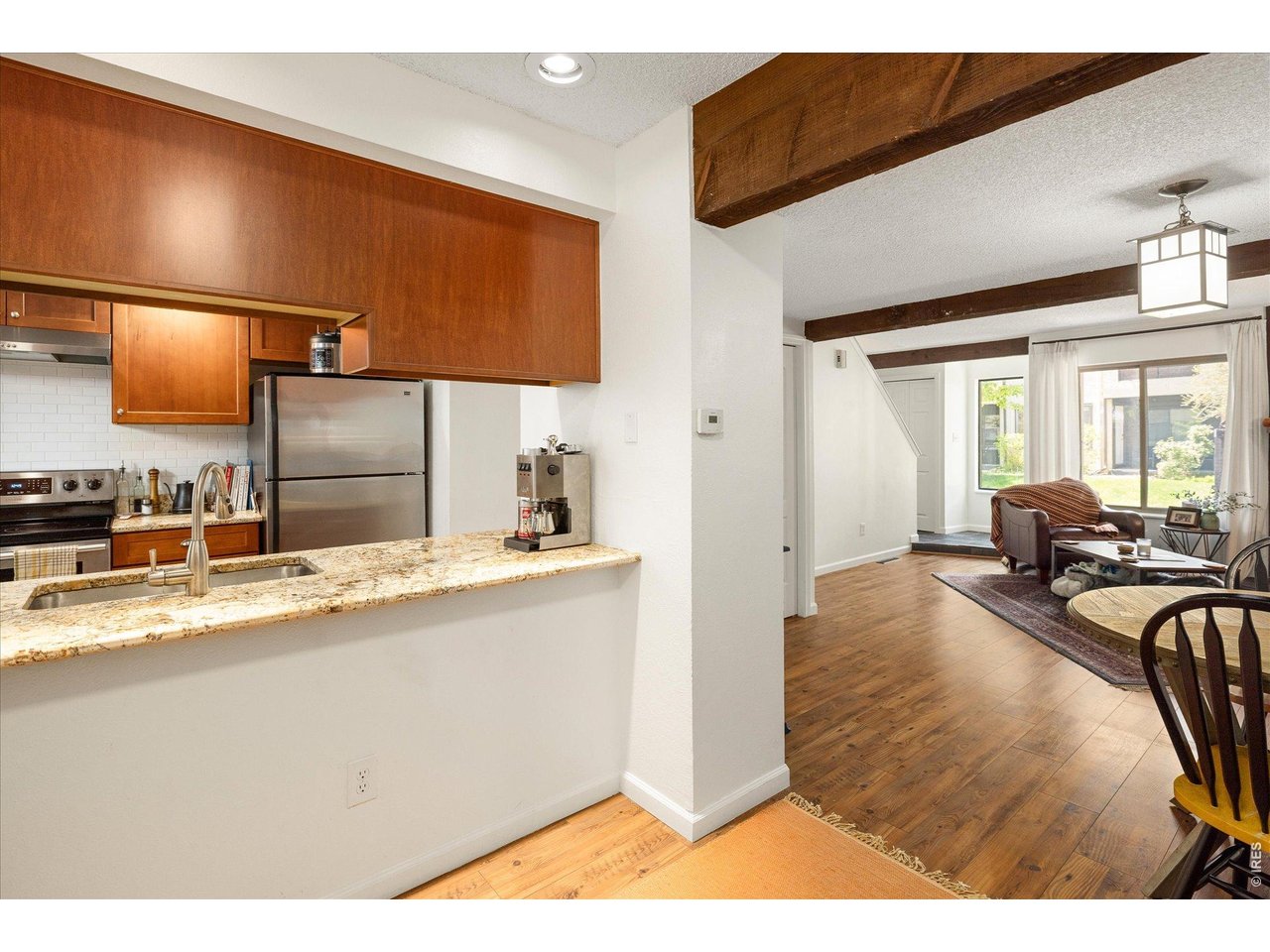 2939 Shady Holw E
