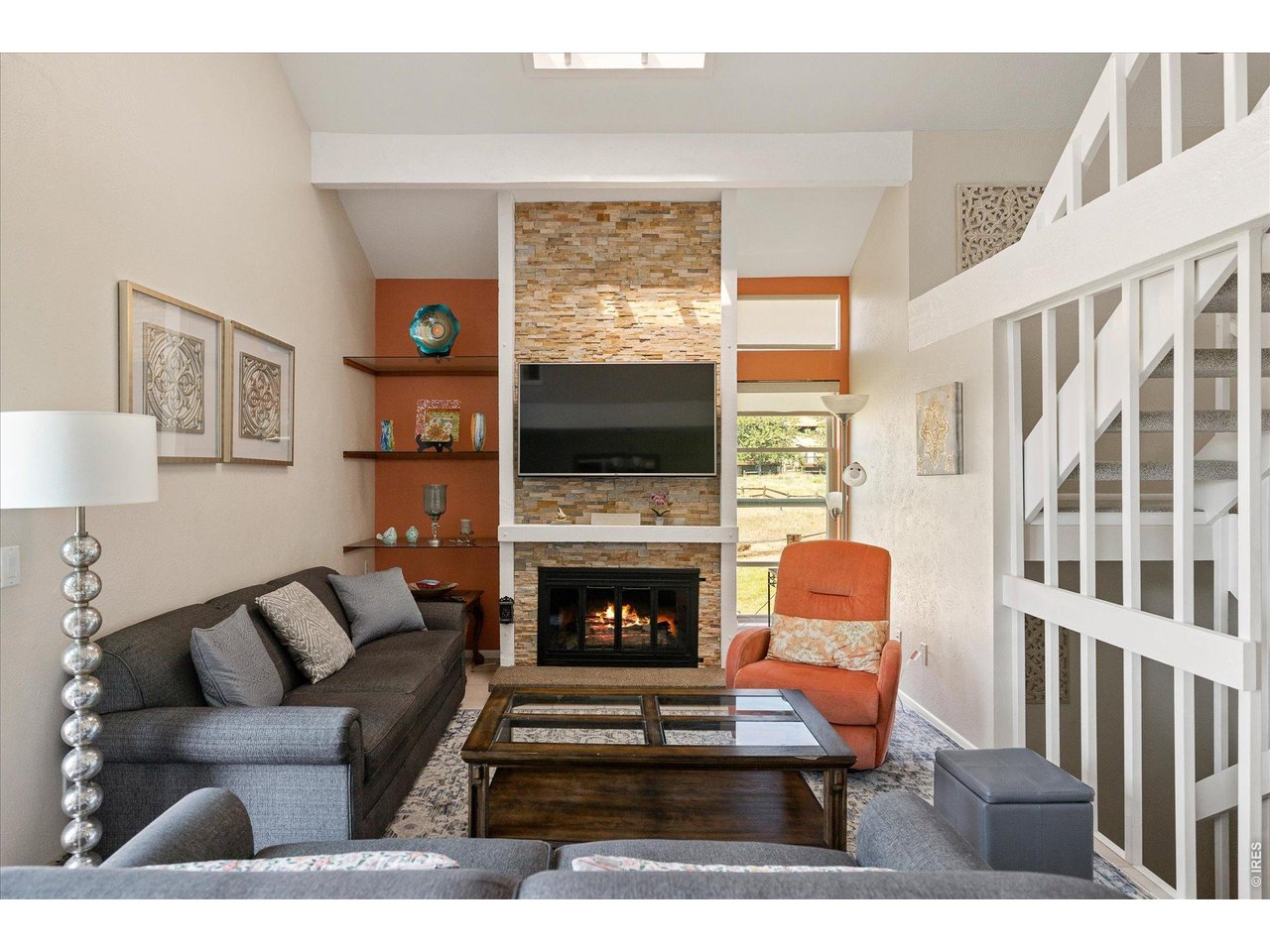 1656 Bradley Dr