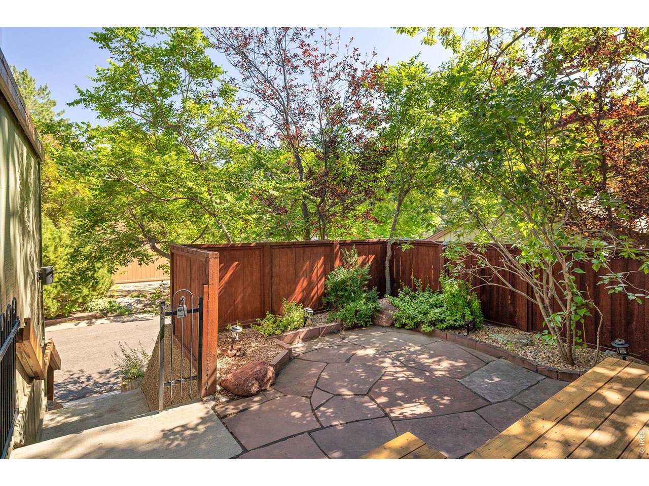 1656 Bradley Dr
