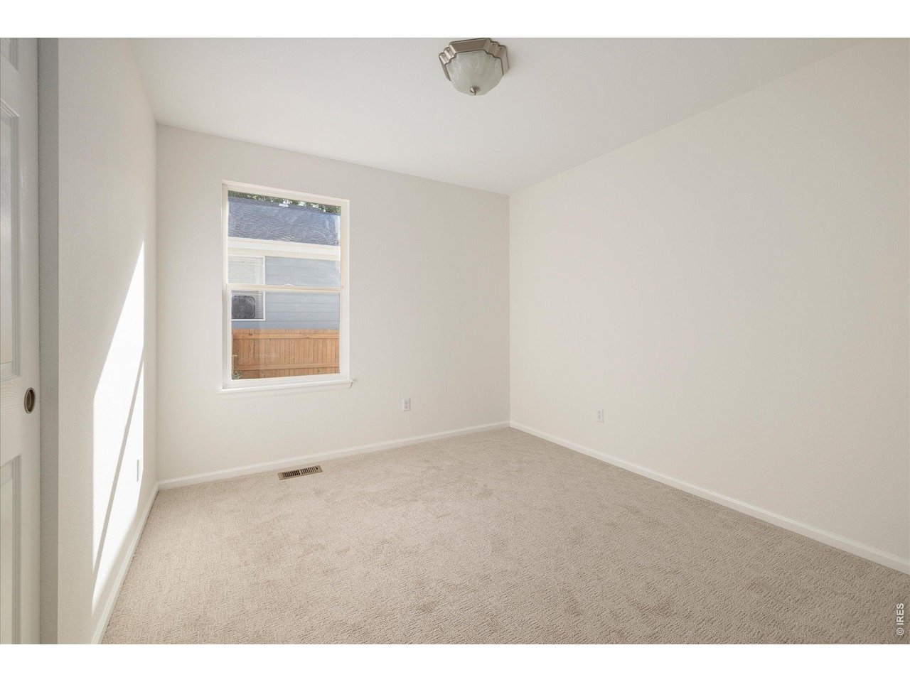 1669 Maccullen Dr
