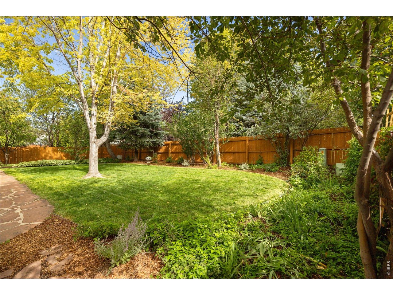 1669 Maccullen Dr