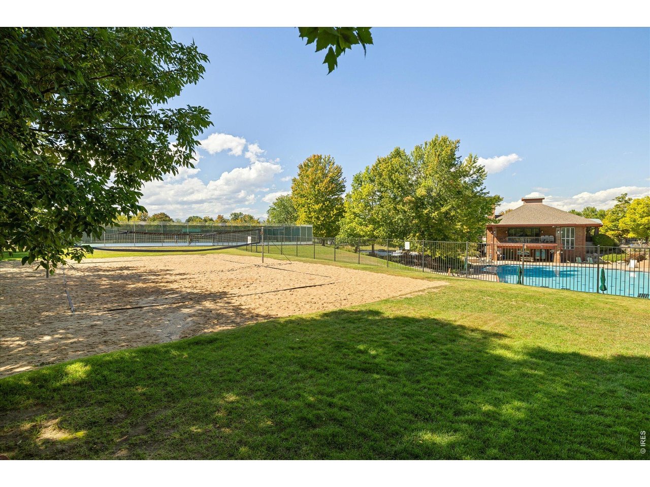 1669 Maccullen Dr