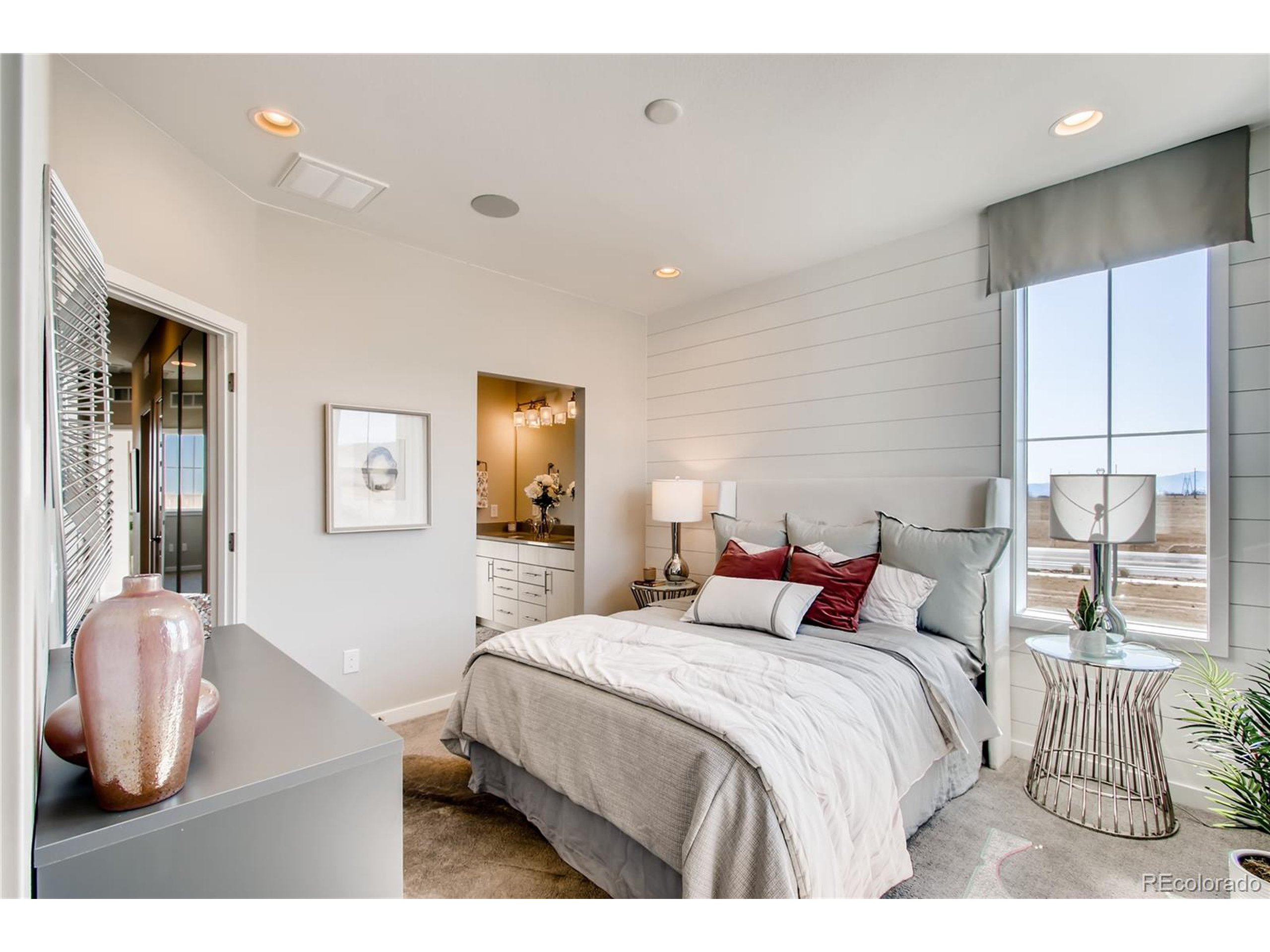 467 Interlocken Blvd 104