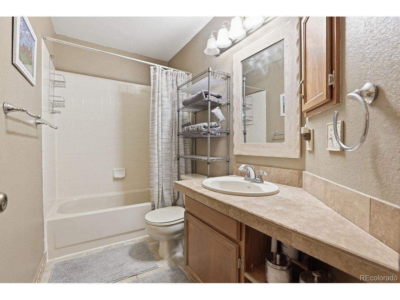 2311 Cliffrose Ln