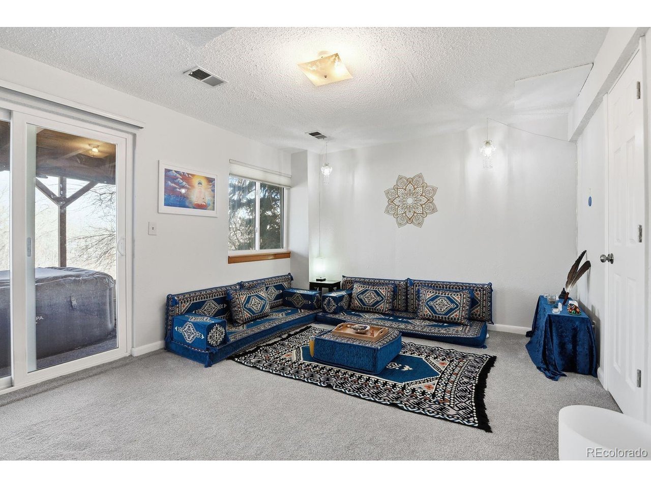 2311 Cliffrose Ln