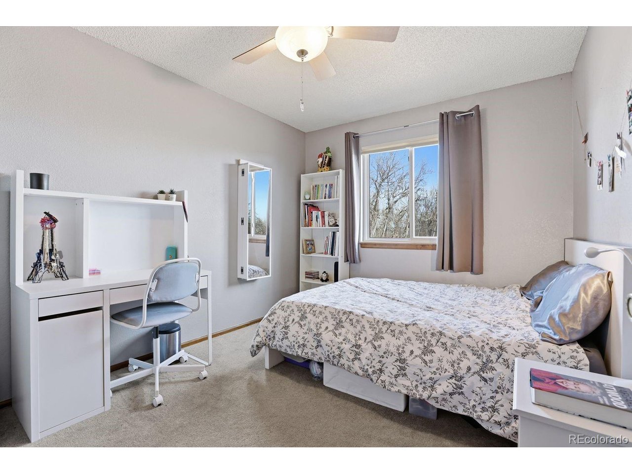 2311 Cliffrose Ln