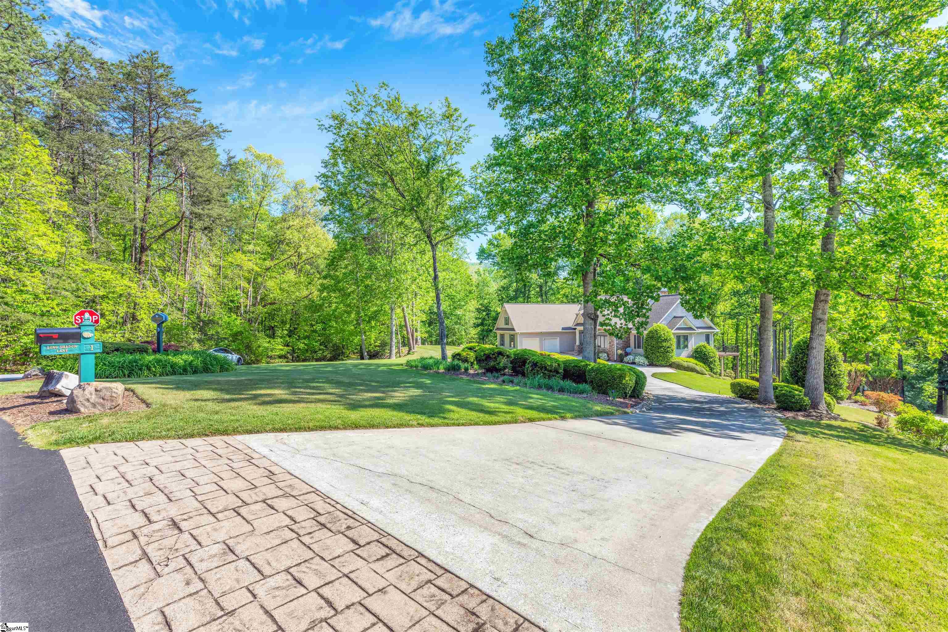 1 Long Shadow Lane