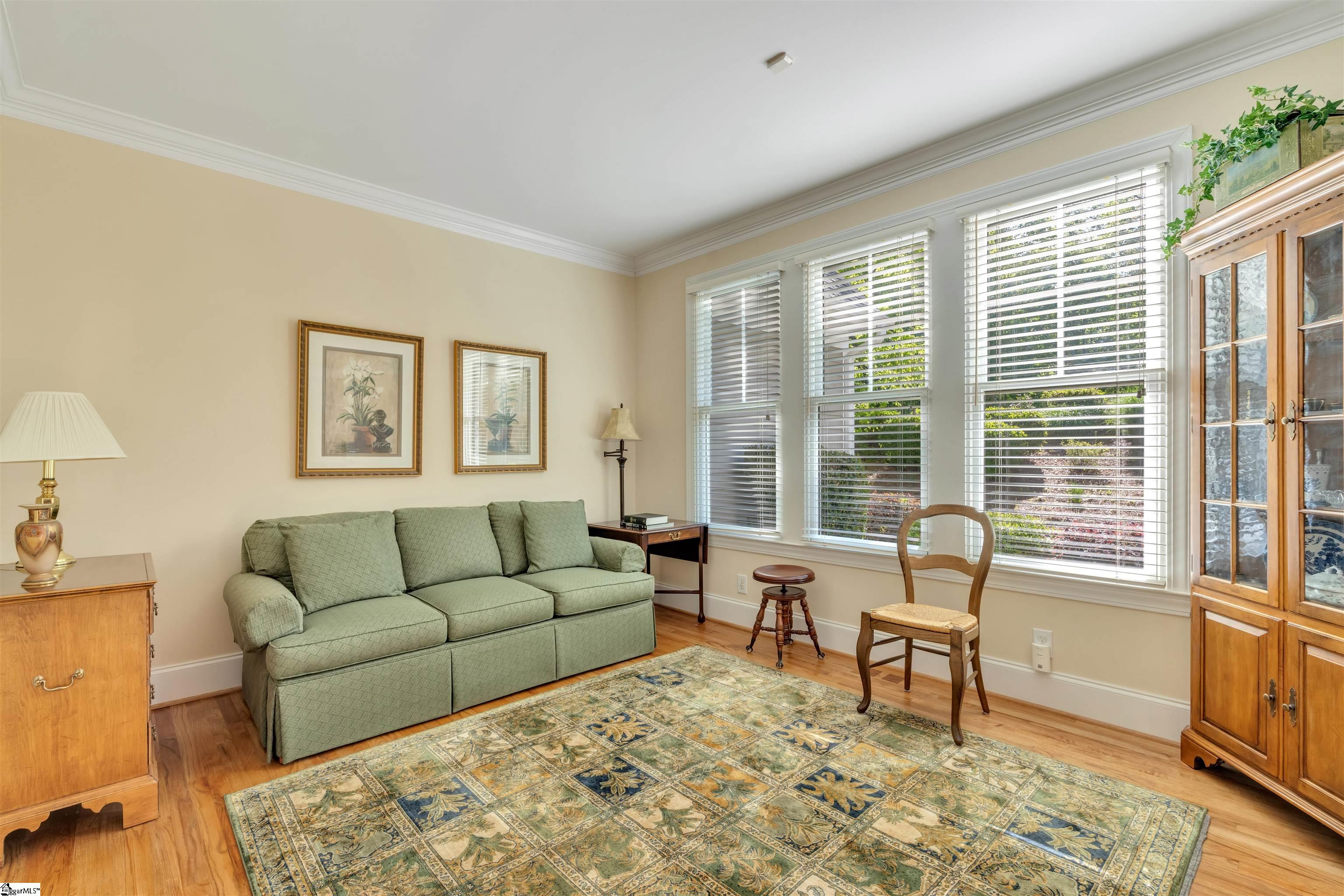 124 Kingshead Road