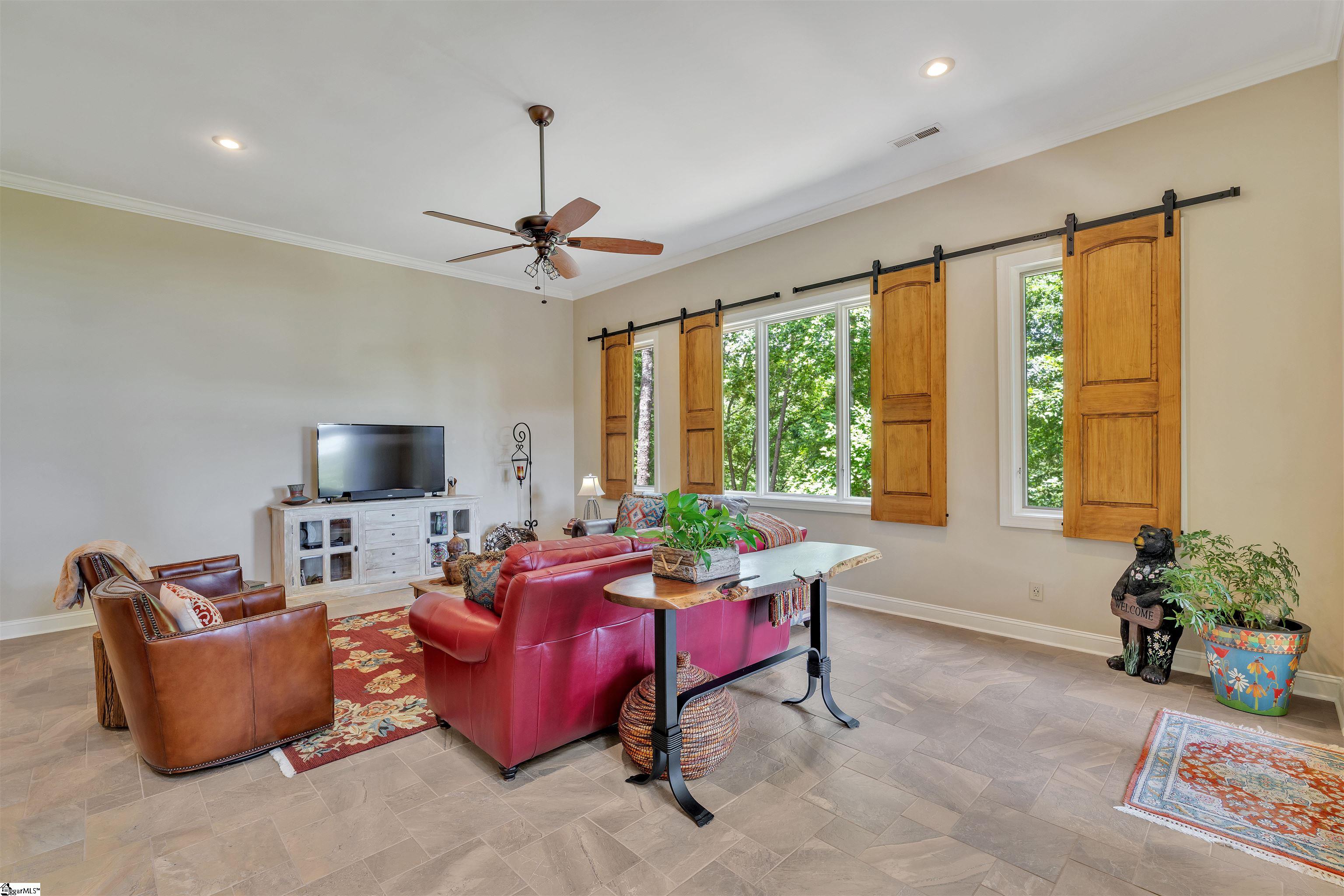 313 Sedgewick Road