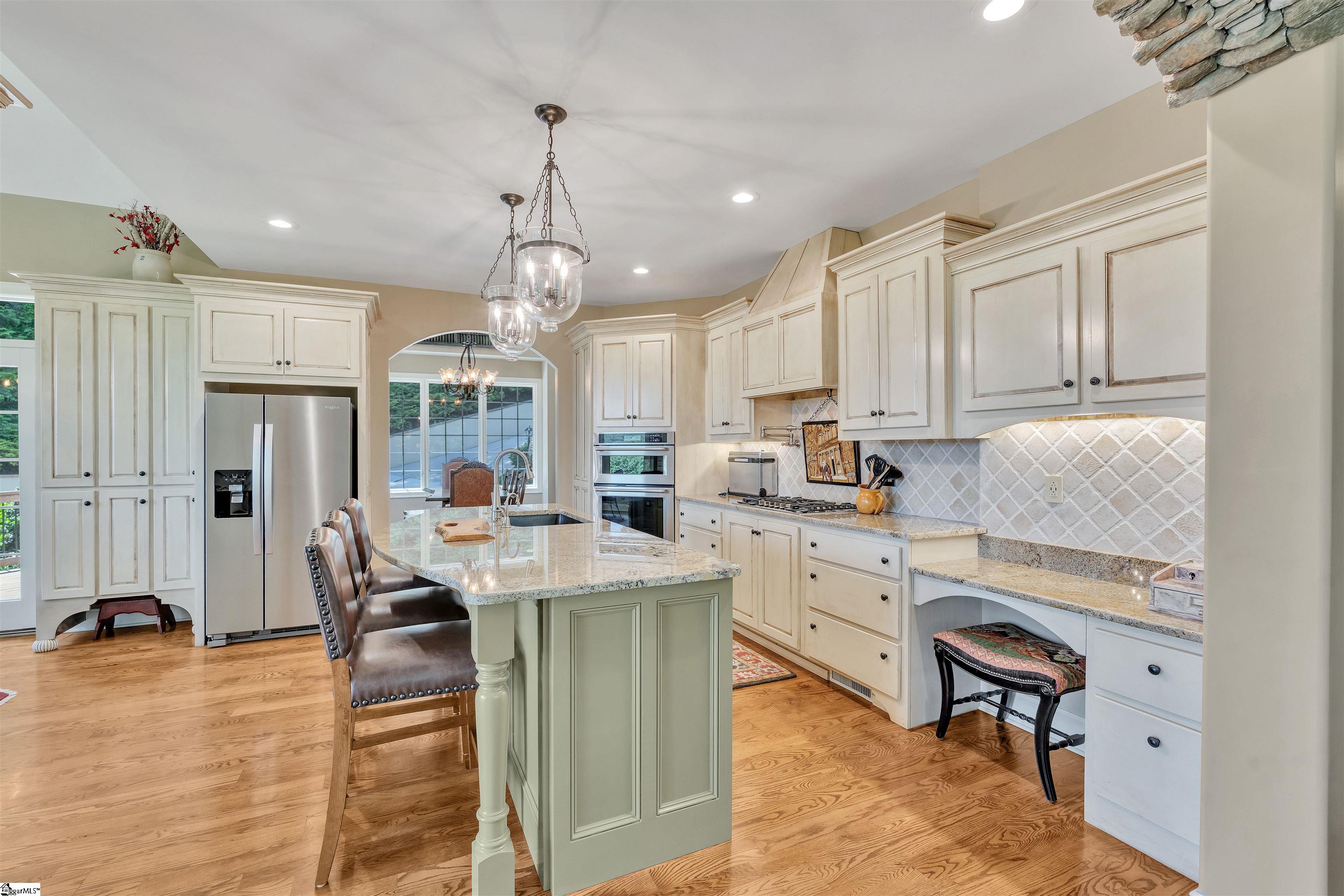 313 Sedgewick Road