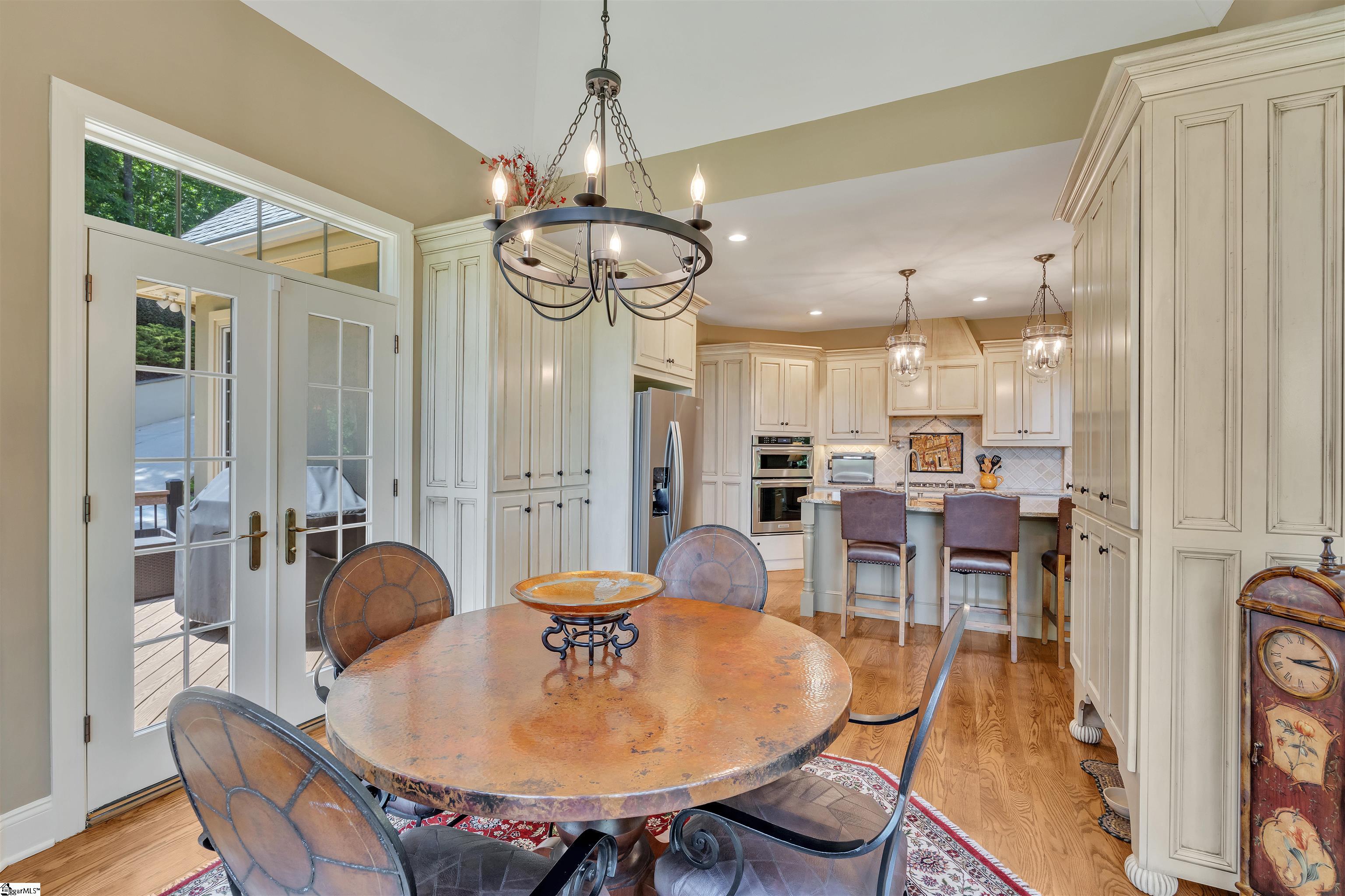313 Sedgewick Road