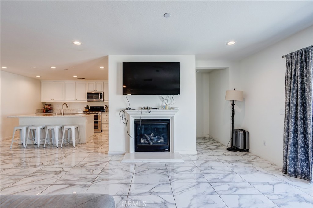 28420 Abbey Lane