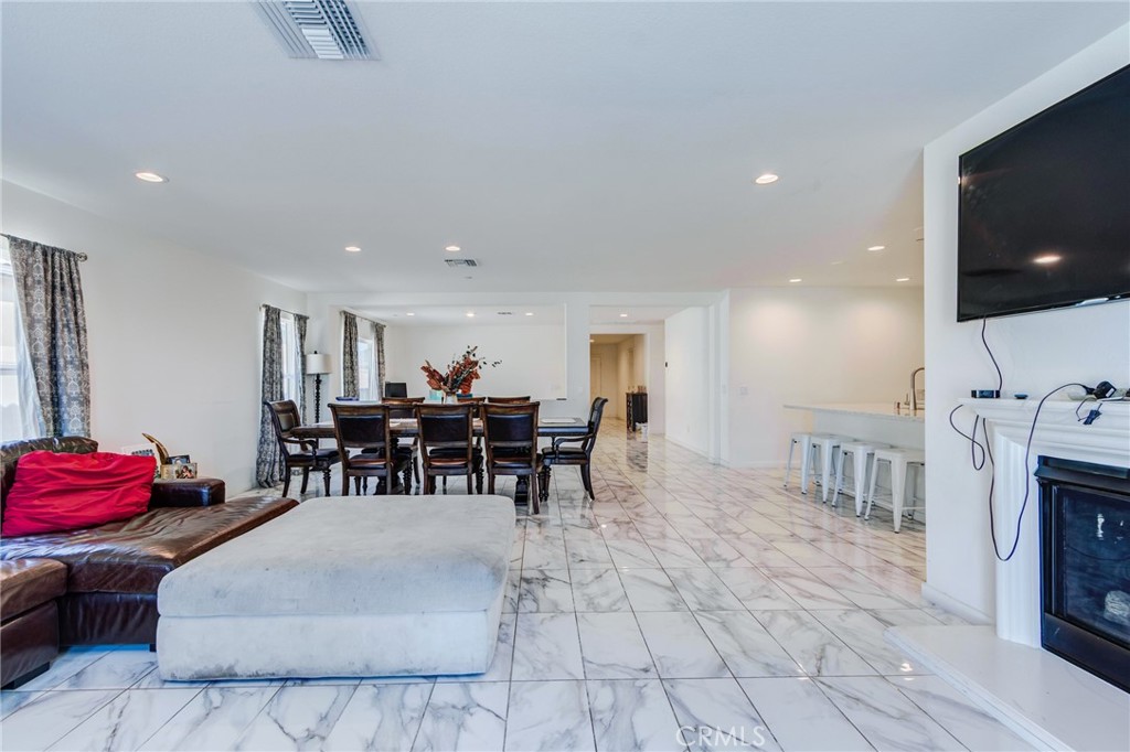28420 Abbey Lane