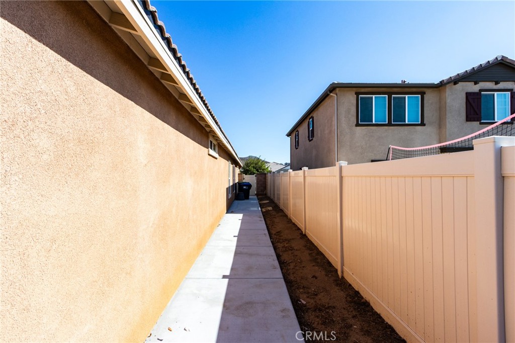 28420 Abbey Lane