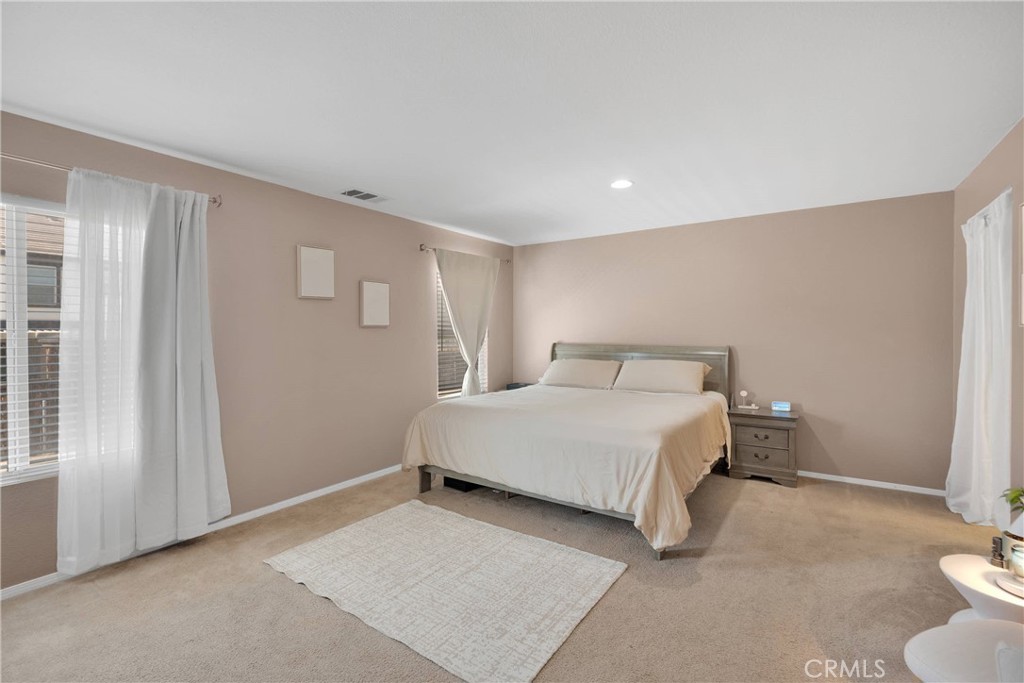 13223 La Crescenta Avenue