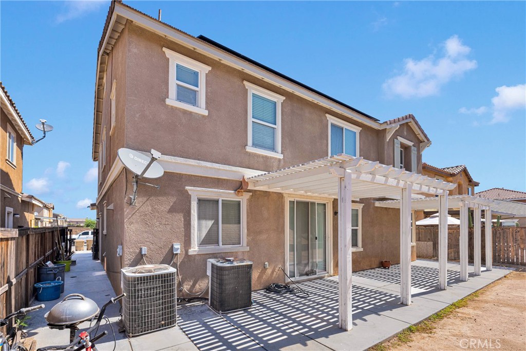 13223 La Crescenta Avenue