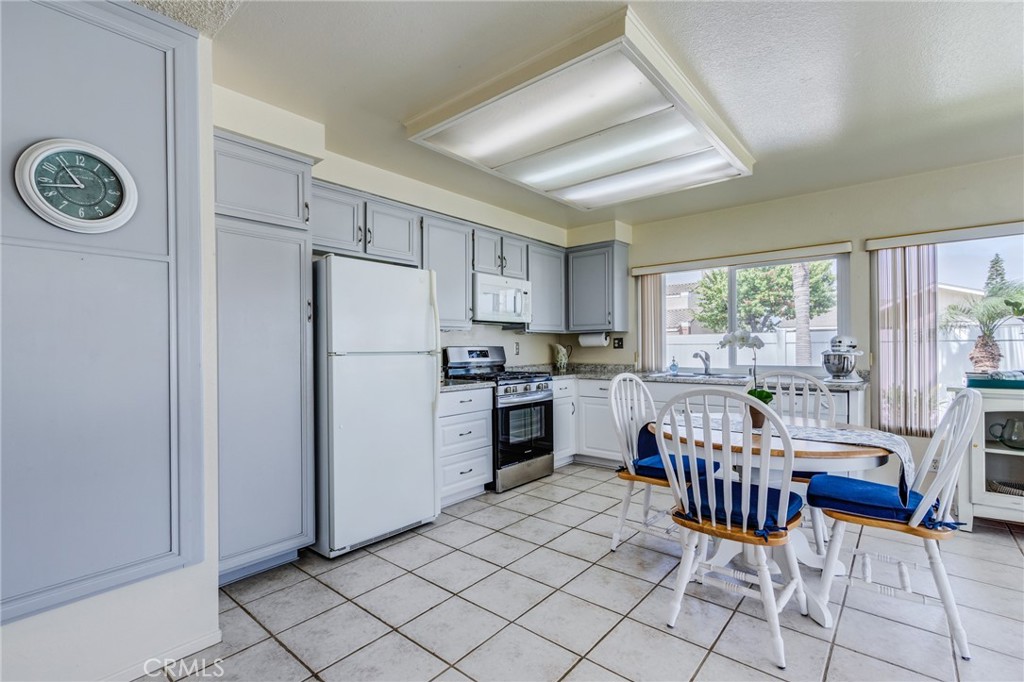 8541 Larkport Drive