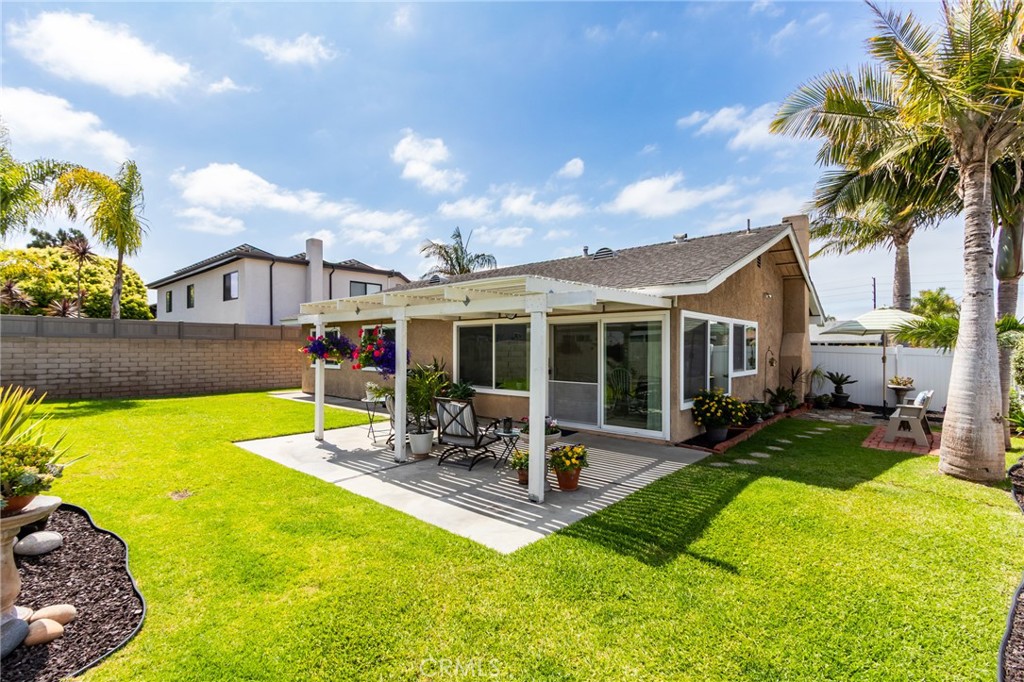 8541 Larkport Drive