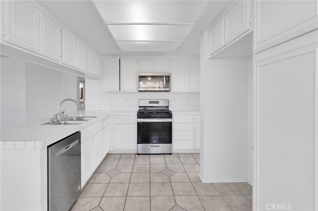 13026 Canta Loma Lane