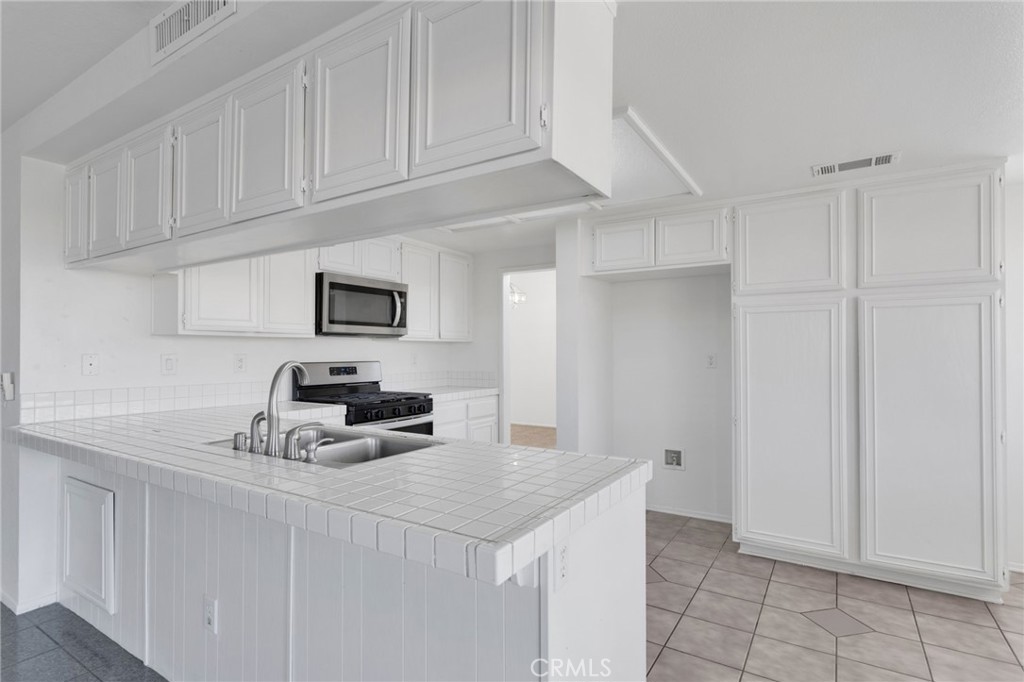 13026 Canta Loma Lane