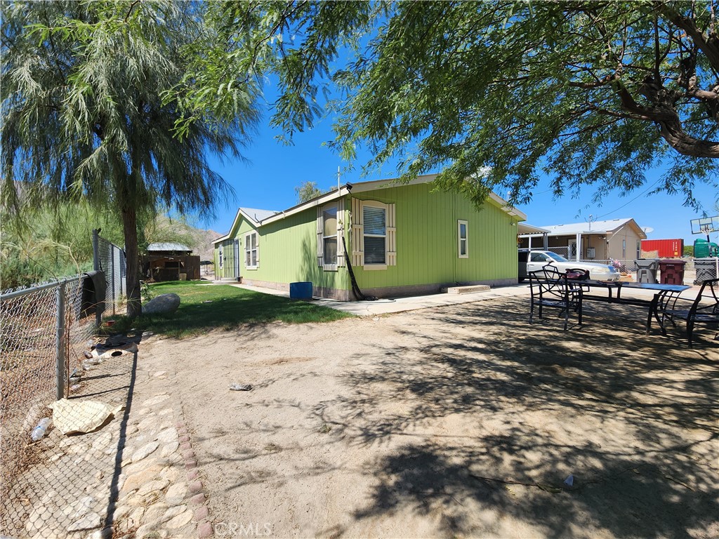 3713 Mountain View Drive