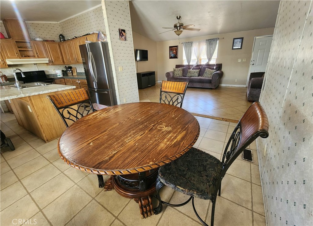 3713 Mountain View Drive