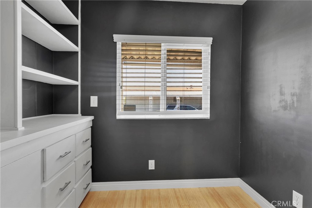200 W San Bernardino Avenue 35