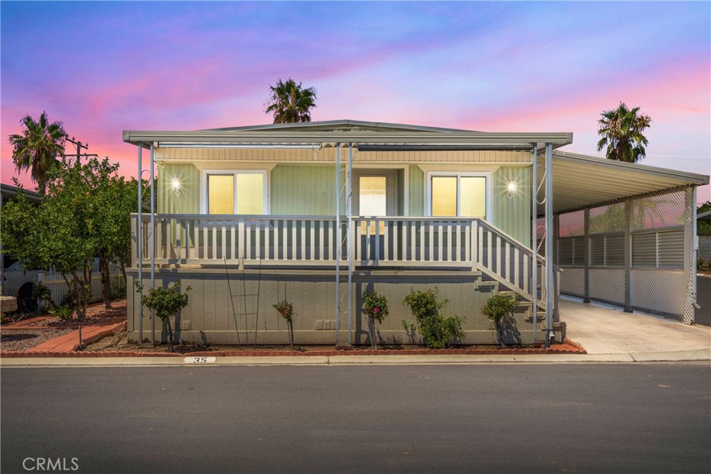 200 W San Bernardino Avenue 35