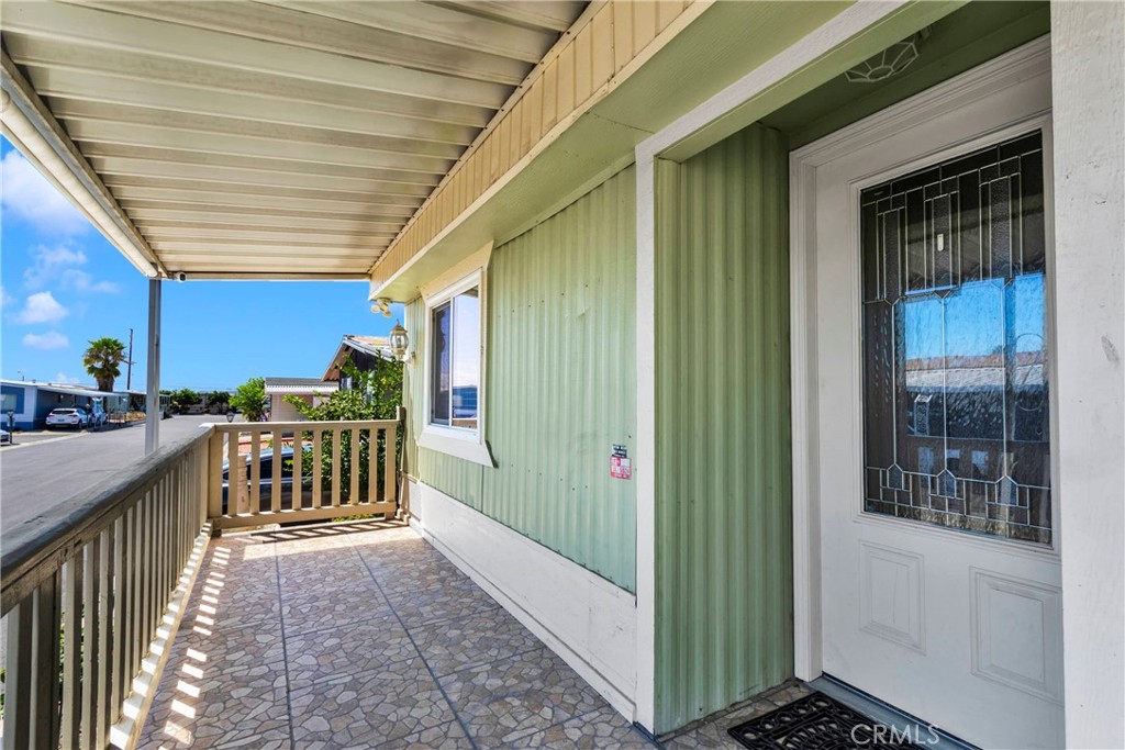 200 W San Bernardino Avenue 35