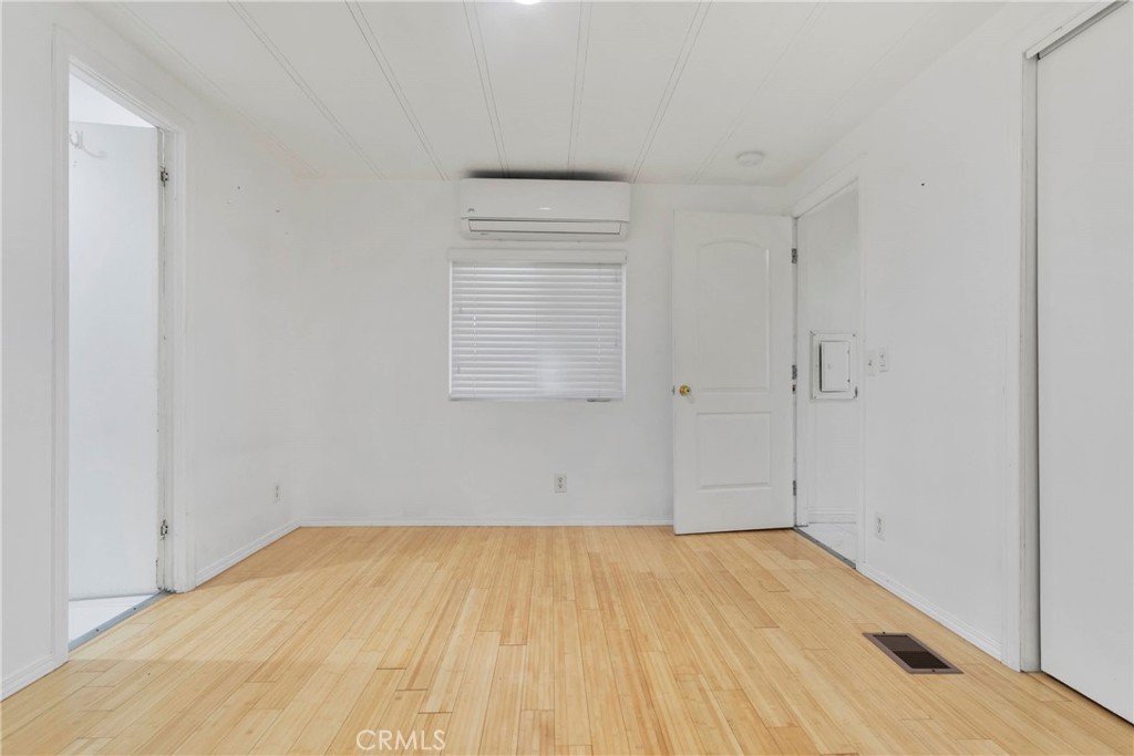 200 W San Bernardino Avenue 35