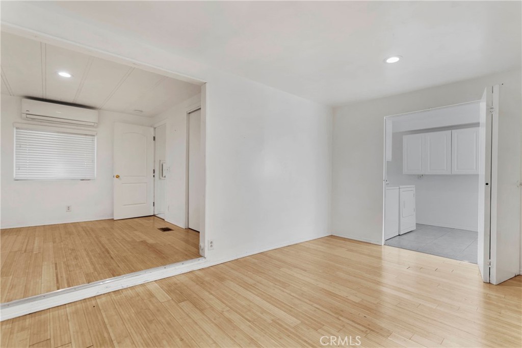 200 W San Bernardino Avenue 35