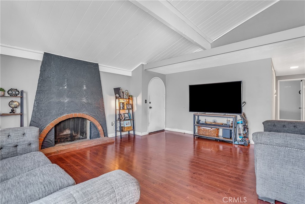 317 Spencer Avenue 61
