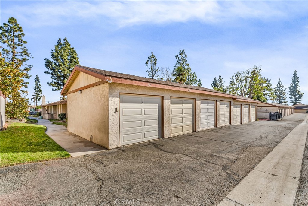 317 Spencer Avenue 61