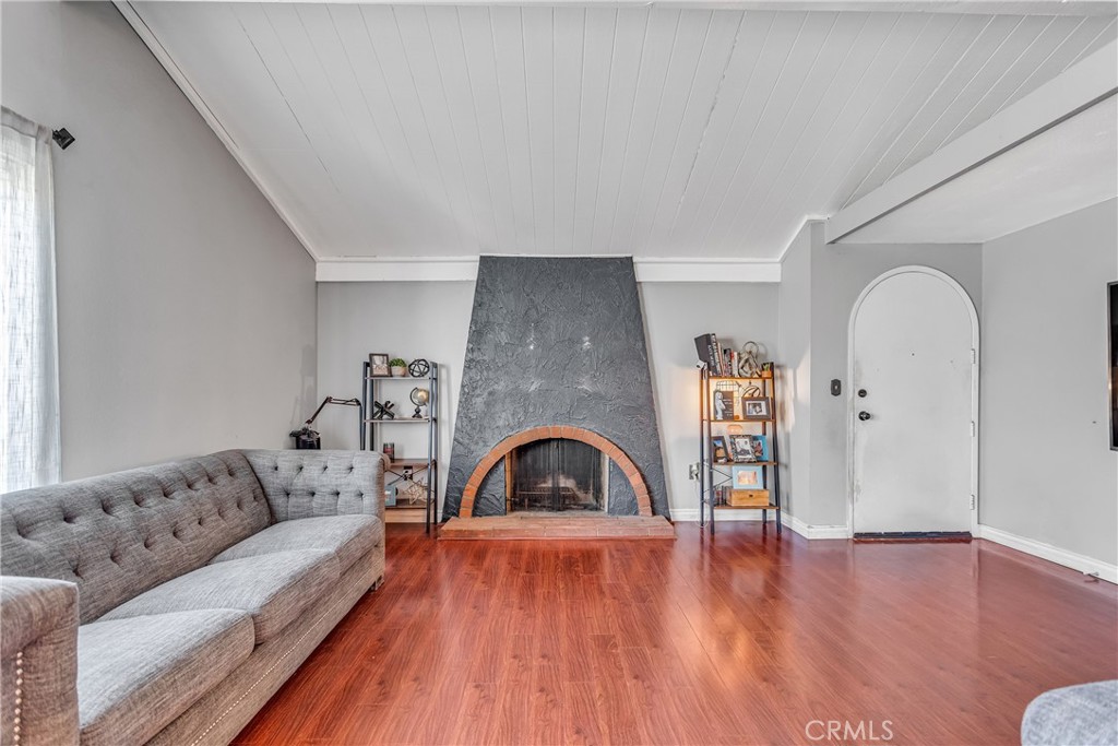317 Spencer Avenue 61
