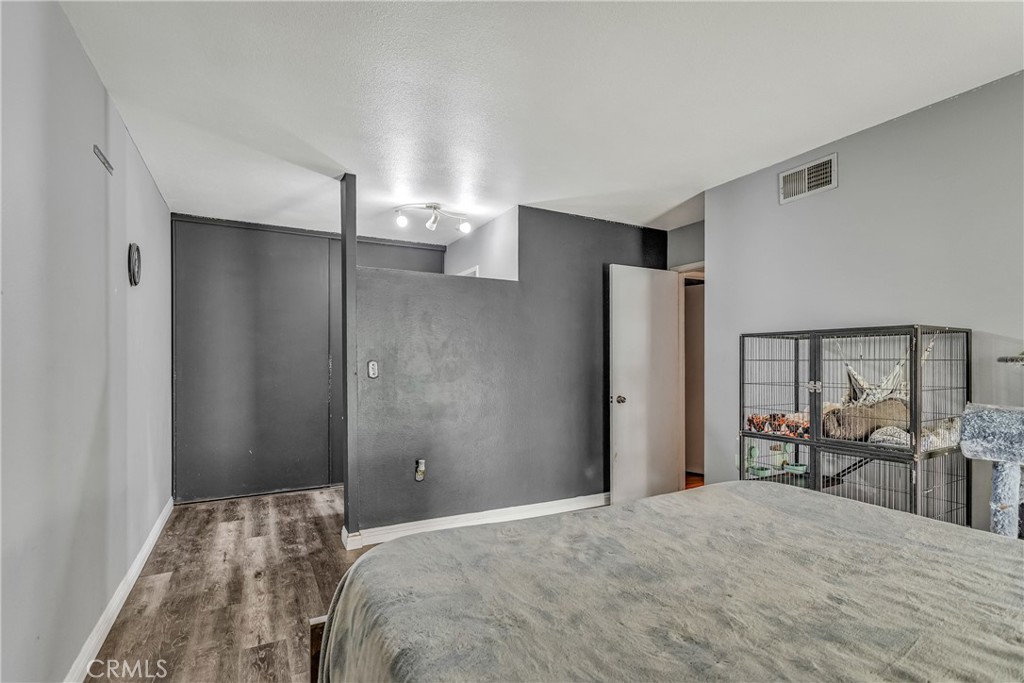 317 Spencer Avenue 61