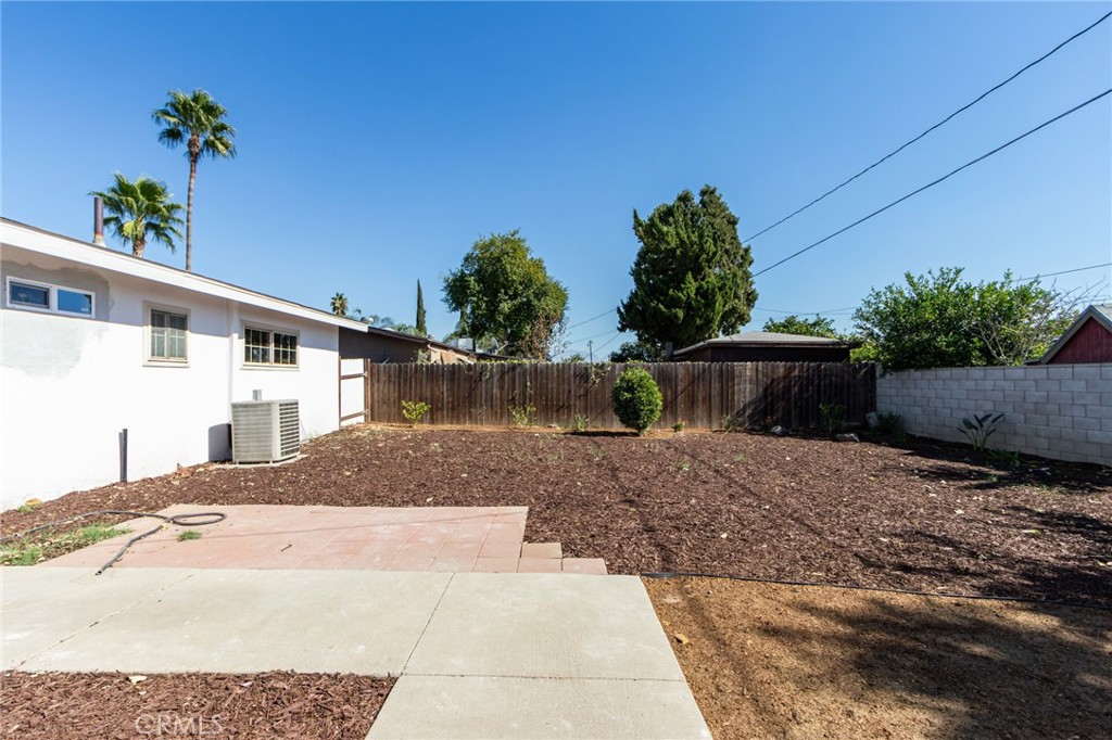 603 E Van Koevering Street