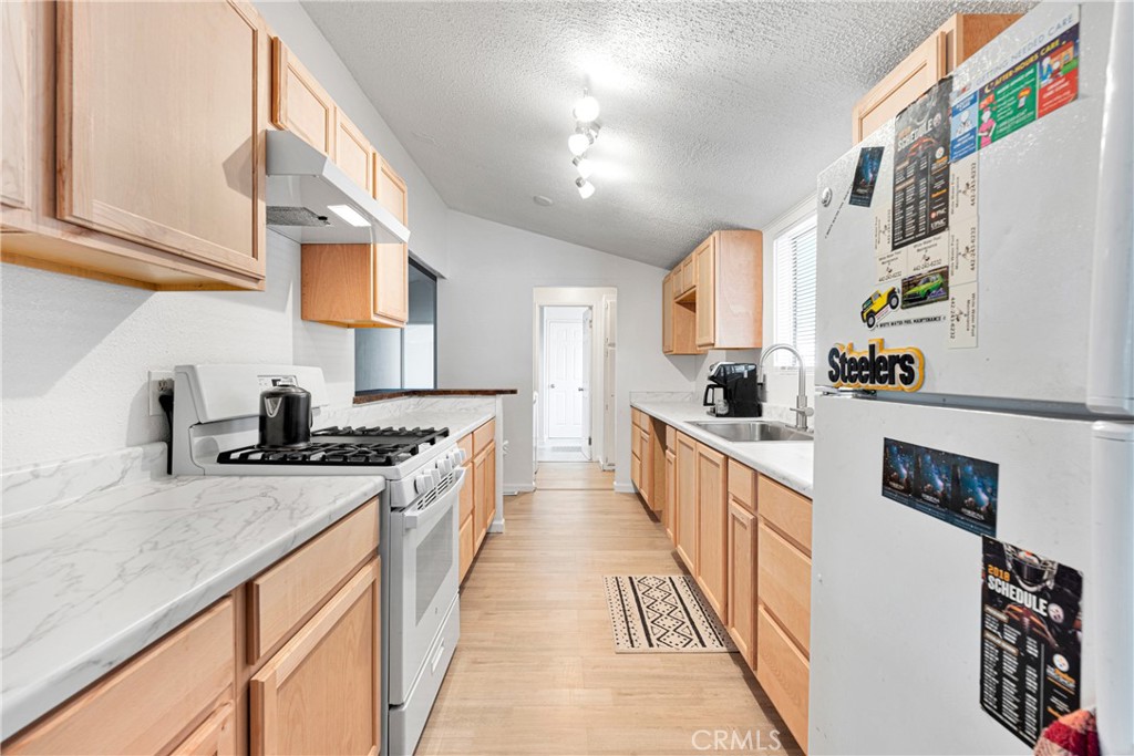 20683 Waalew Road 114